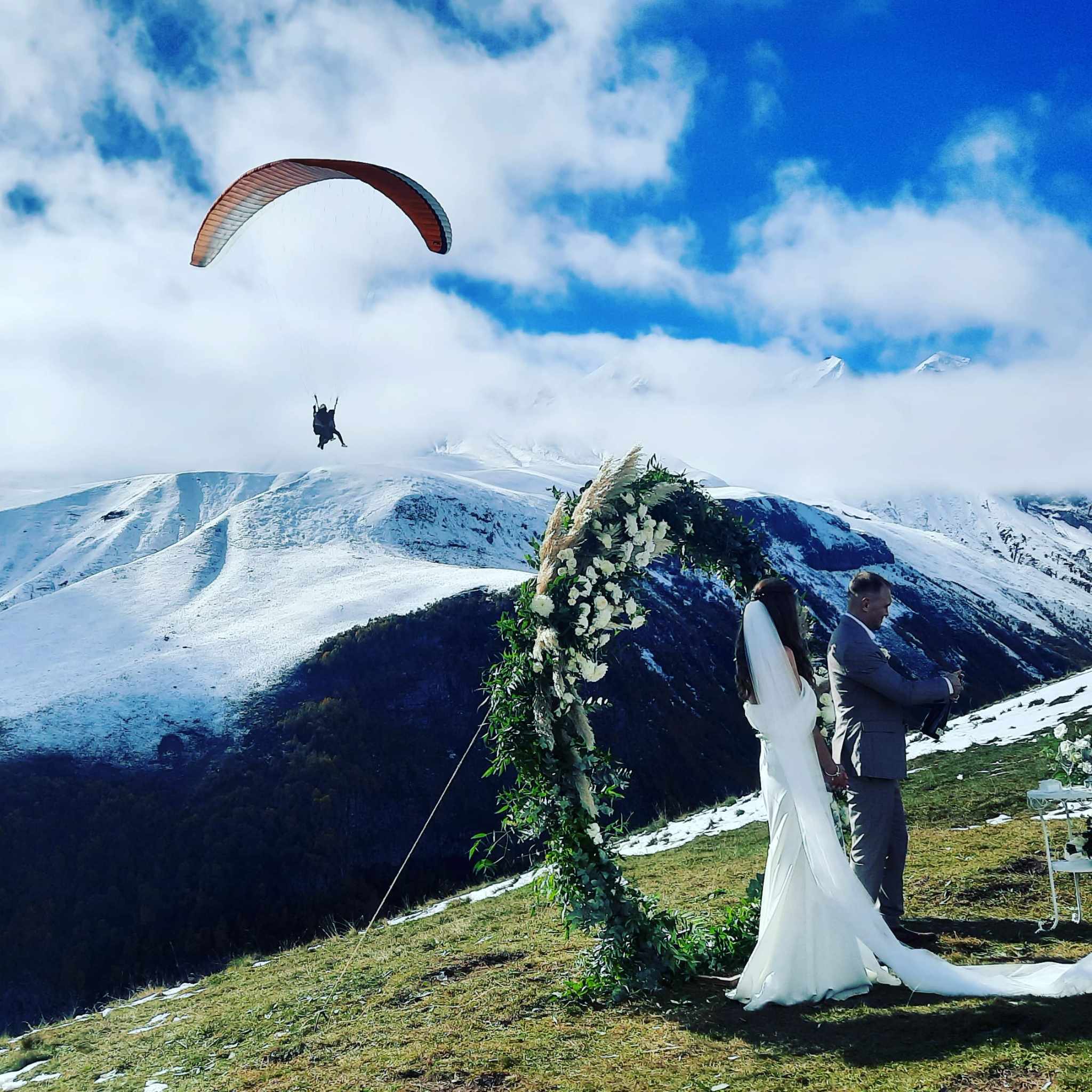 paragliding in gudauri