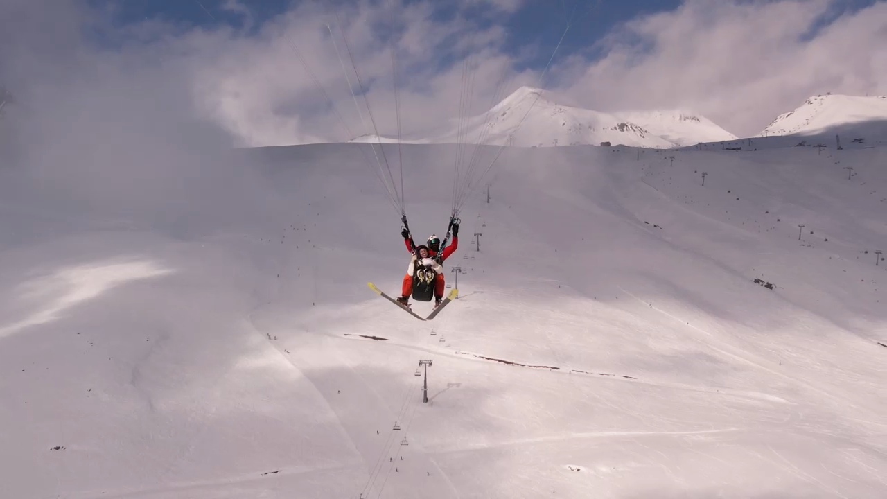 paragliding in gudauri