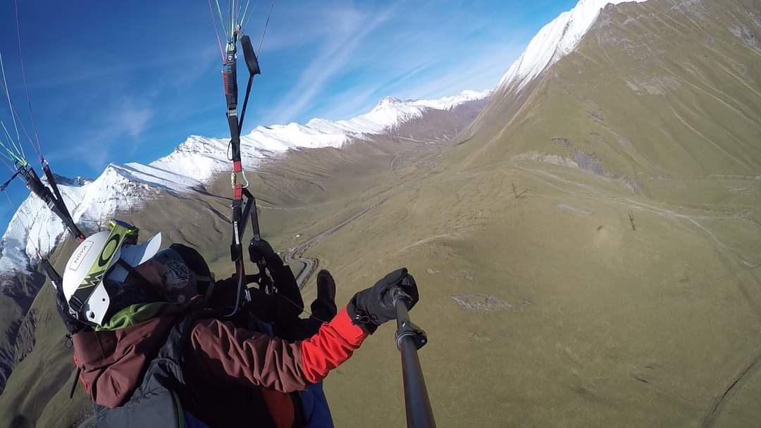 paragliding in gudauri