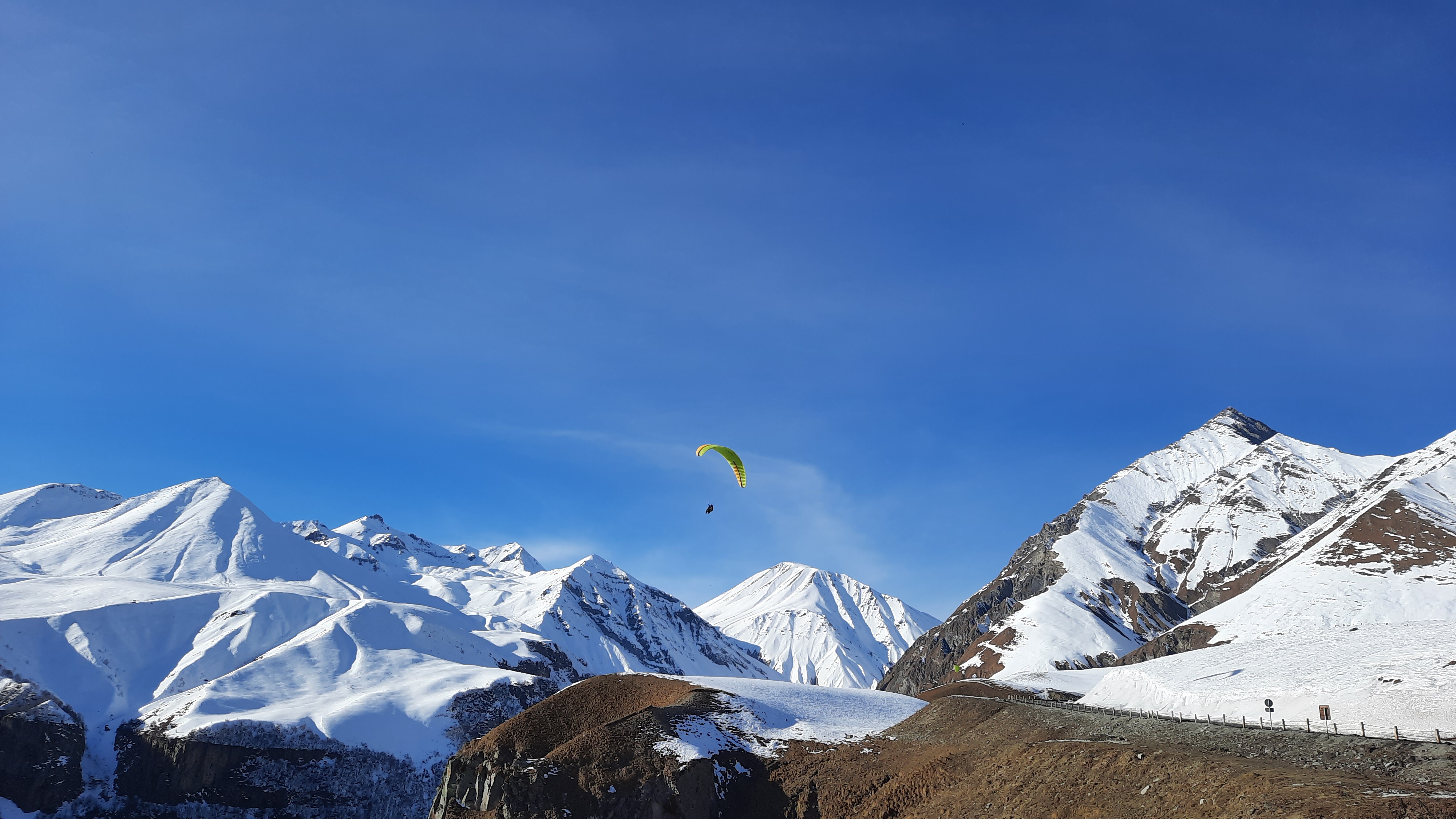 paragliding in gudauri