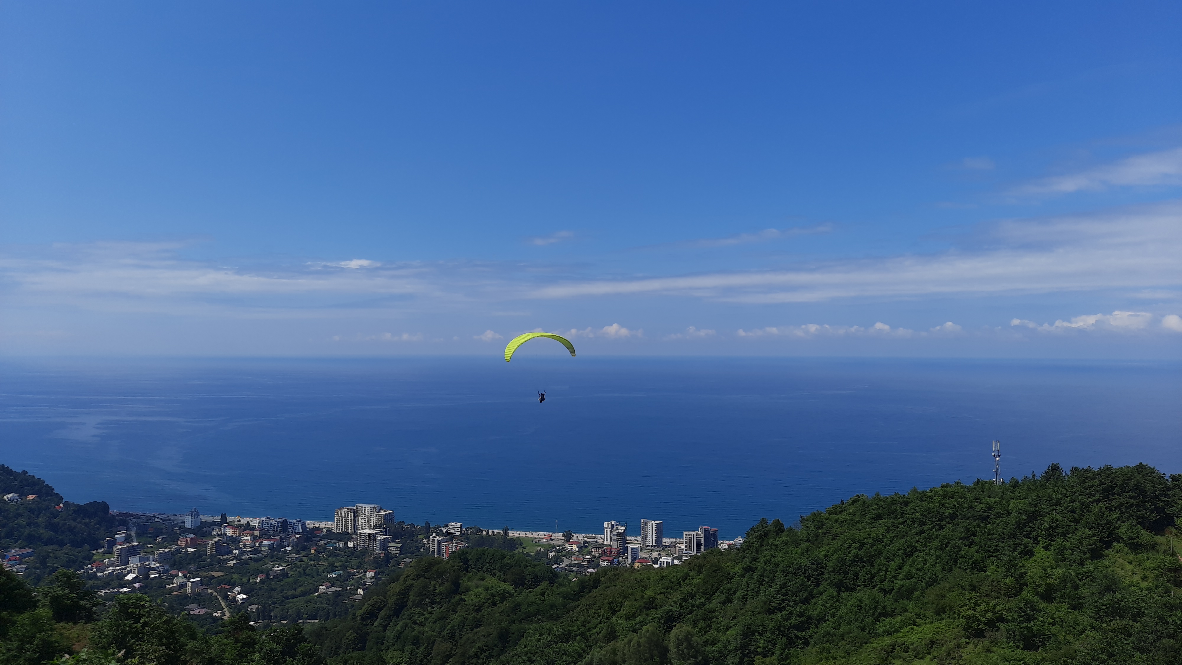 paragliding in gudauri